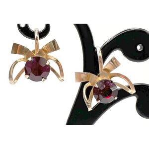 Vintage Gold Tone Red Rhinestone Screw Back Earrings Floral Delicate